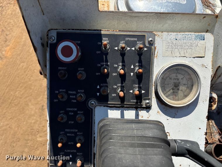 image for item EC3780 2011 Roadtec RP-190 paver