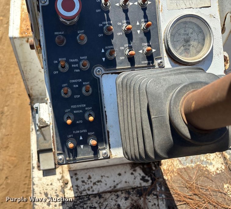 image for item EC3780 2011 Roadtec RP-190 paver