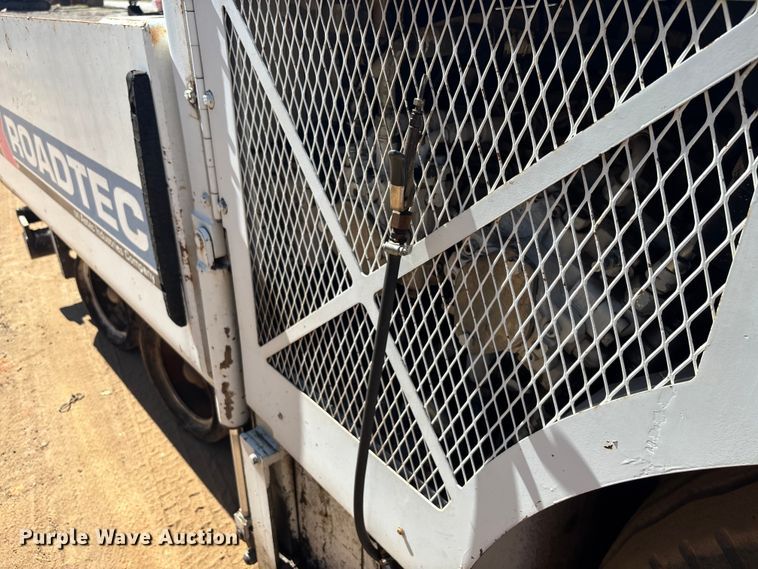 image for item EC3780 2011 Roadtec RP-190 paver