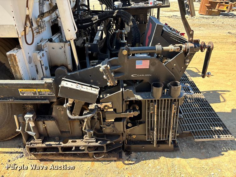 image for item EC3781 Roadtec RP-190E paver
