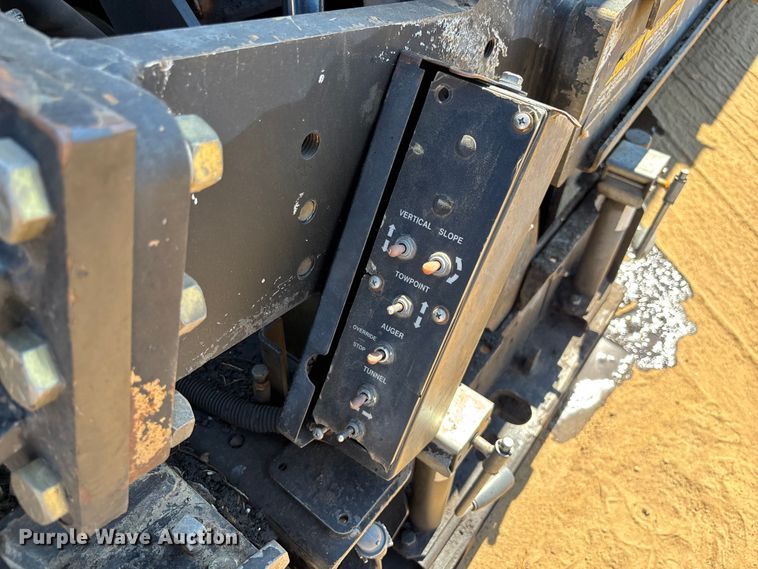 image for item EC3781 Roadtec RP-190E paver