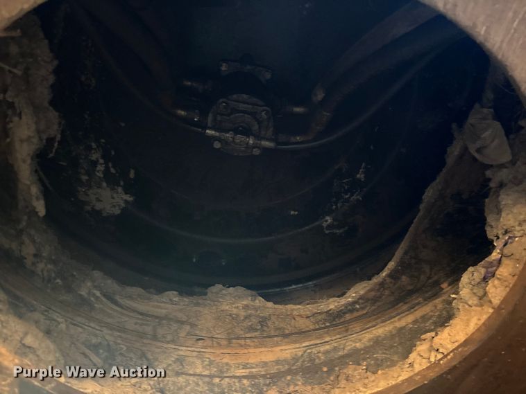 image for item EC3782 2012 John Deere 350G LC excavator