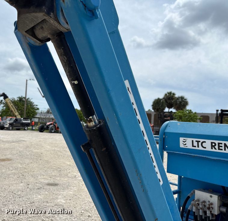 image for item EC3787 2013 Genie Z-80/60 boom lift