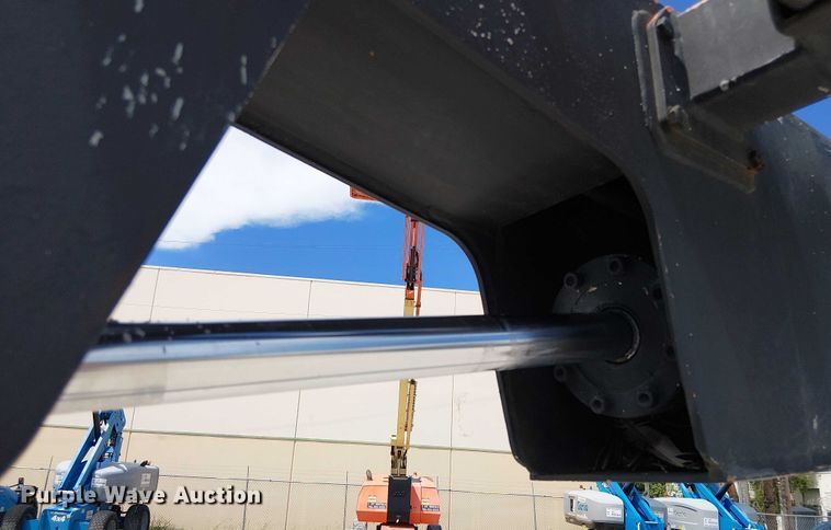 image for item EC3788 2007 JLG 800AJ boom lift
