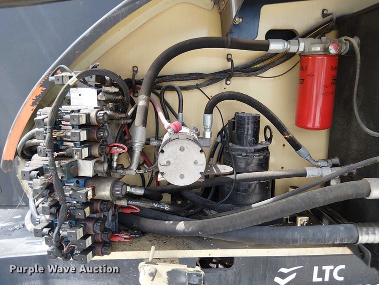 image for item EC3788 2007 JLG 800AJ boom lift