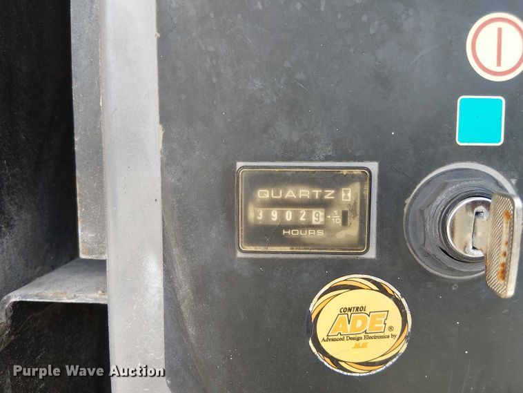 image for item EC3788 2007 JLG 800AJ boom lift