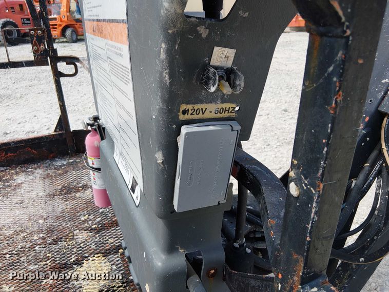 image for item EC3788 2007 JLG 800AJ boom lift