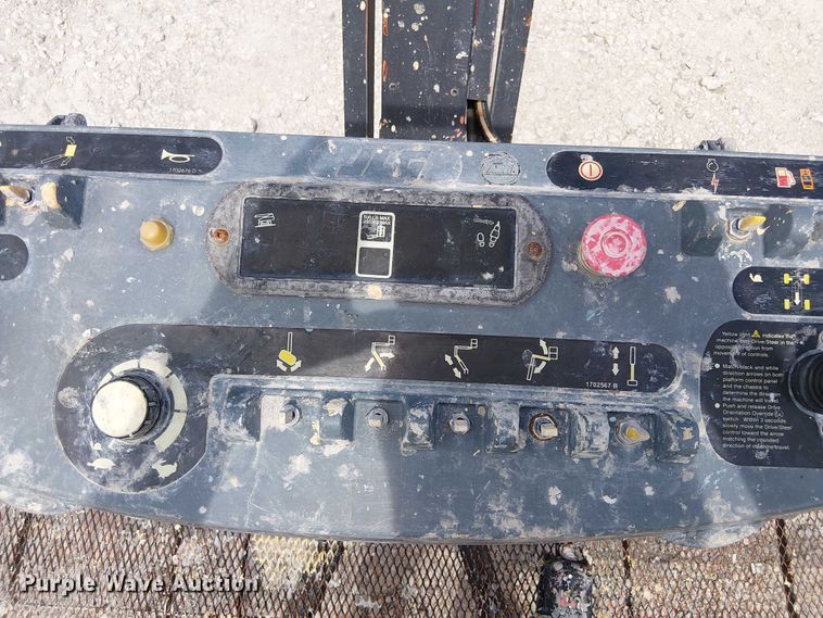 image for item EC3788 2007 JLG 800AJ boom lift