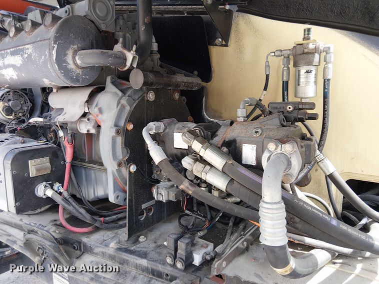 image for item EC3788 2007 JLG 800AJ boom lift