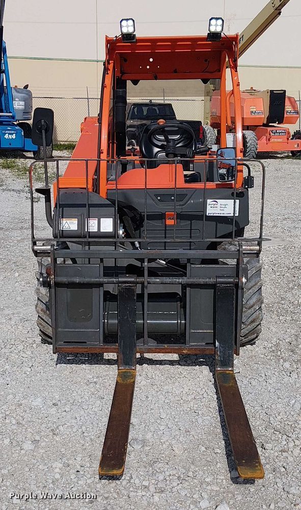 image for item EC3789 2023 JLG 3013 telehandler