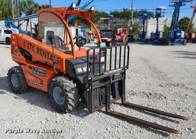 image for item EC3789 2023 JLG 3013 telehandler