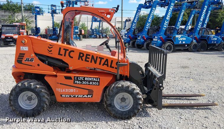 image for item EC3789 2023 JLG 3013 telehandler