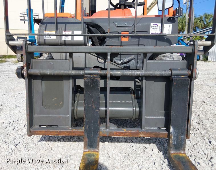 image for item EC3789 2023 JLG 3013 telehandler