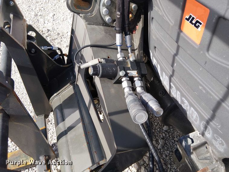 image for item EC3789 2023 JLG 3013 telehandler