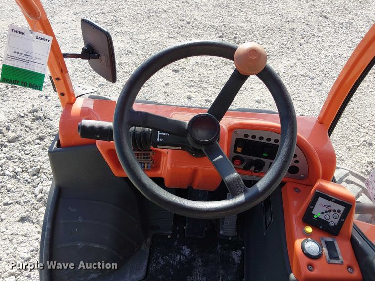image for item EC3789 2023 JLG 3013 telehandler