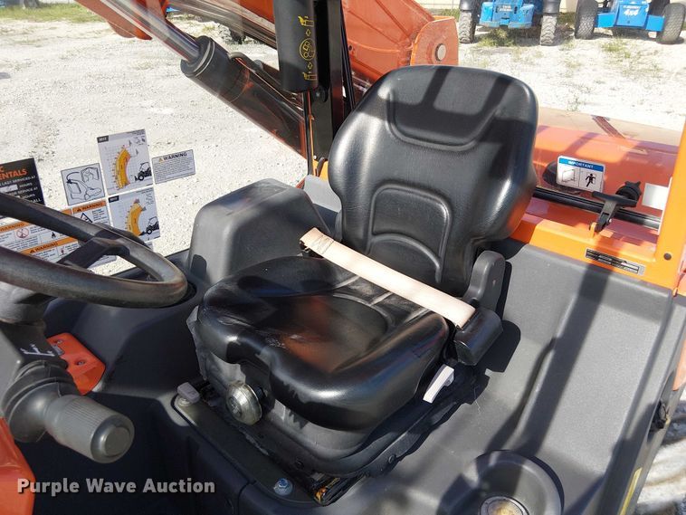 image for item EC3789 2023 JLG 3013 telehandler