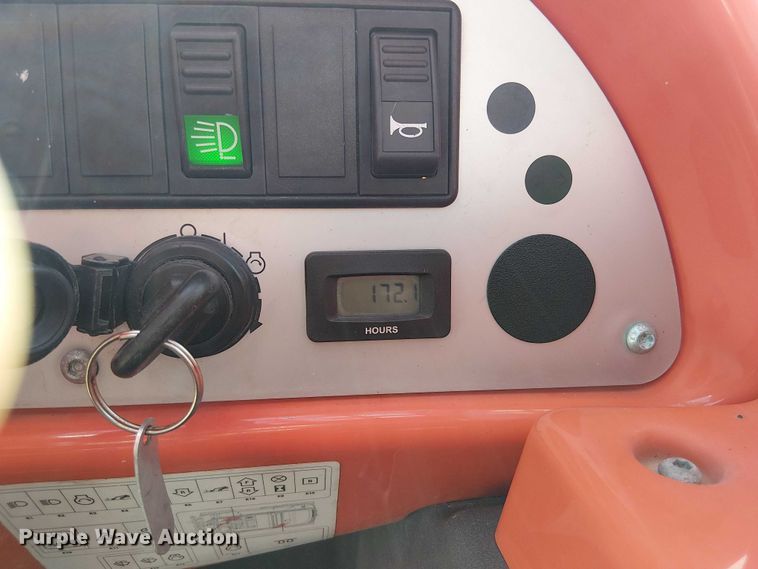 image for item EC3789 2023 JLG 3013 telehandler