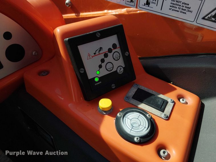 image for item EC3789 2023 JLG 3013 telehandler