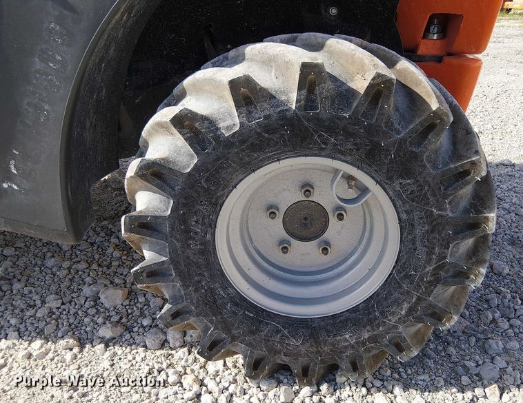 image for item EC3789 2023 JLG 3013 telehandler