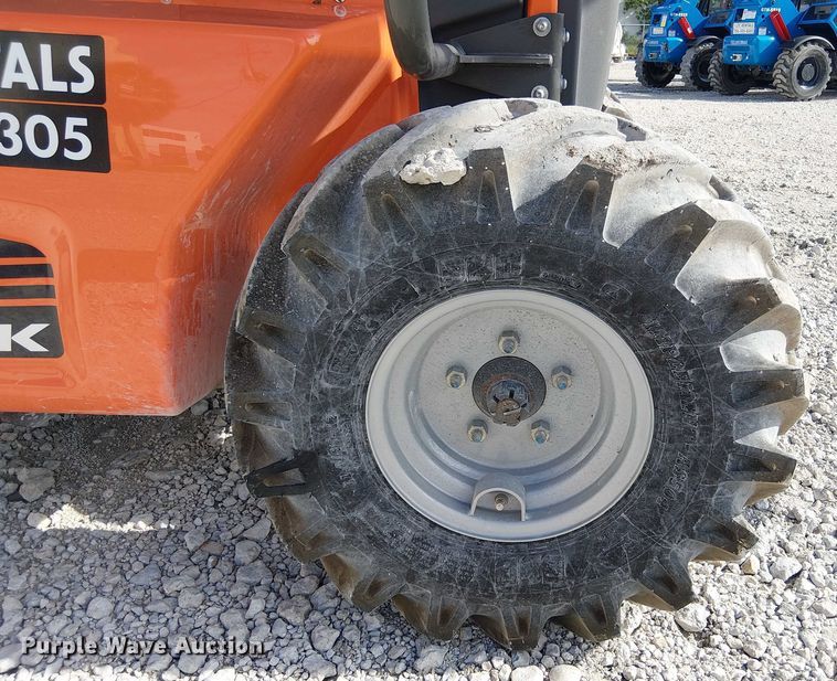 image for item EC3789 2023 JLG 3013 telehandler