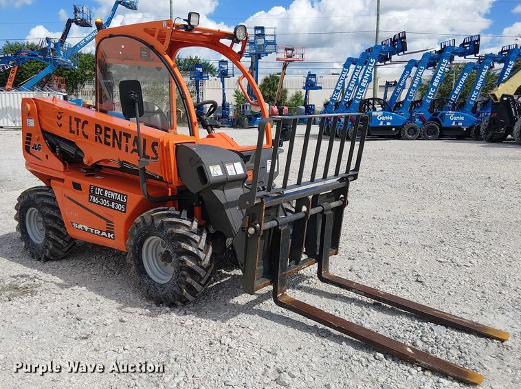 image for item EC3790 2023 JLG 3013 telehandler