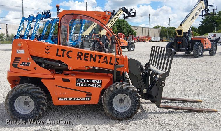 image for item EC3790 2023 JLG 3013 telehandler