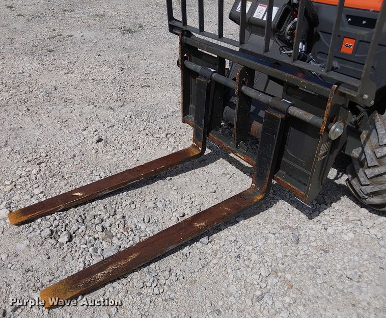 image for item EC3790 2023 JLG 3013 telehandler
