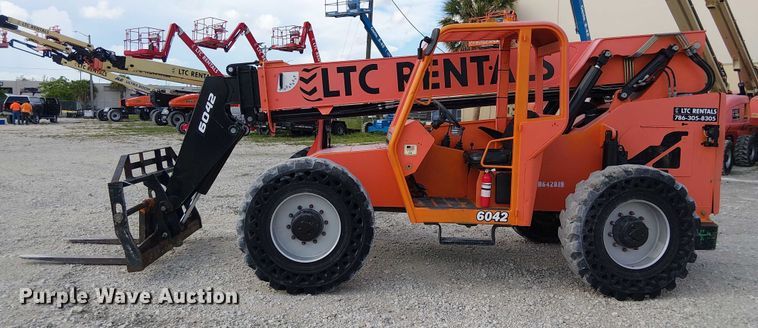 image for item EC3791 2015 JLG 6042 telehandler