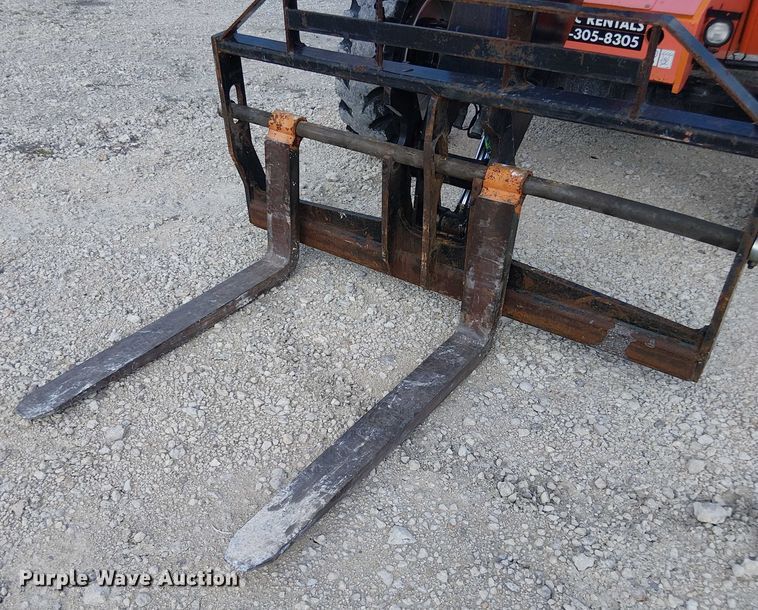 image for item EC3791 2015 JLG 6042 telehandler