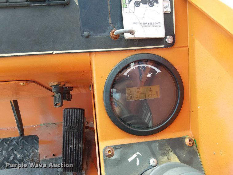 image for item EC3791 2015 JLG 6042 telehandler