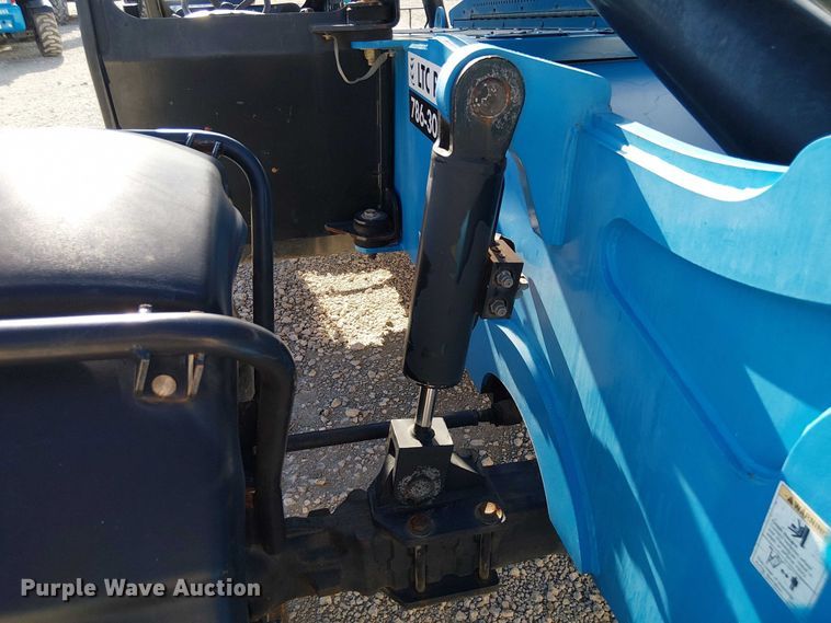 image for item EC3792 2015 Genie GTH844 telehandler