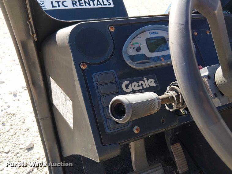 image for item EC3792 2015 Genie GTH844 telehandler