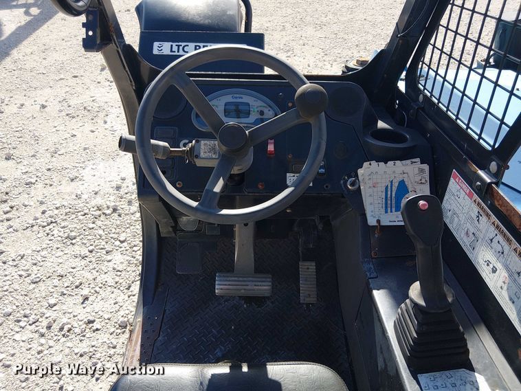 image for item EC3792 2015 Genie GTH844 telehandler