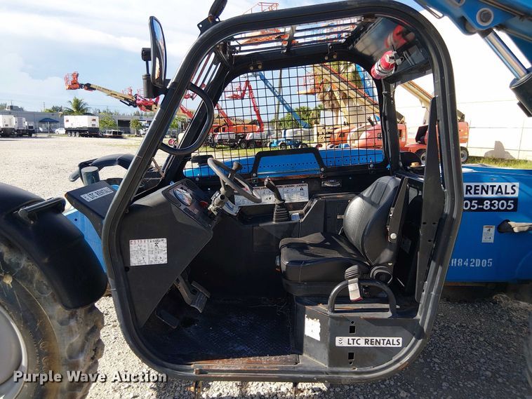 image for item EC3792 2015 Genie GTH844 telehandler