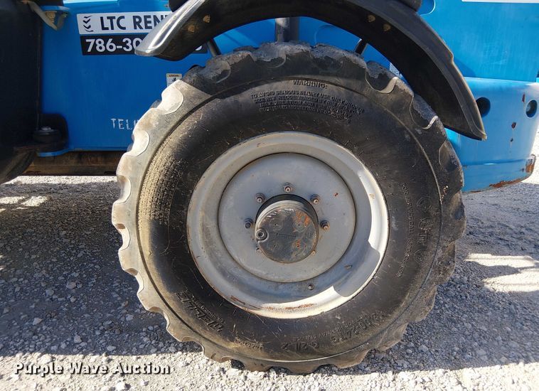 image for item EC3792 2015 Genie GTH844 telehandler