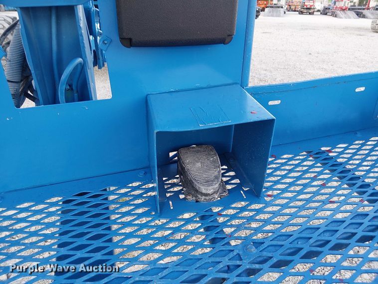 image for item EC3794 2014 Genie Z-45/25J boom lift