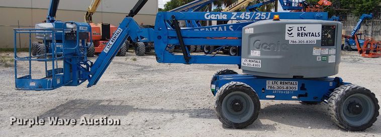 image for item EC3795 2014 Genie Z-45/25J boom lift