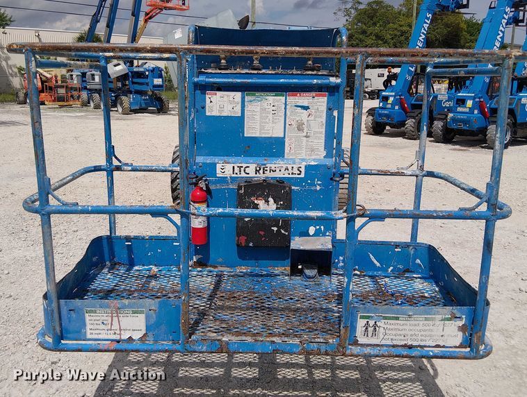 image for item EC3795 2014 Genie Z-45/25J boom lift
