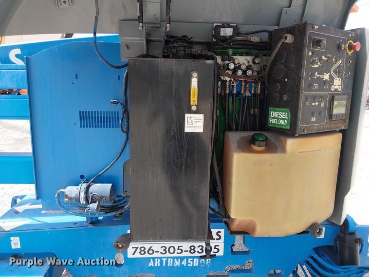 image for item EC3795 2014 Genie Z-45/25J boom lift