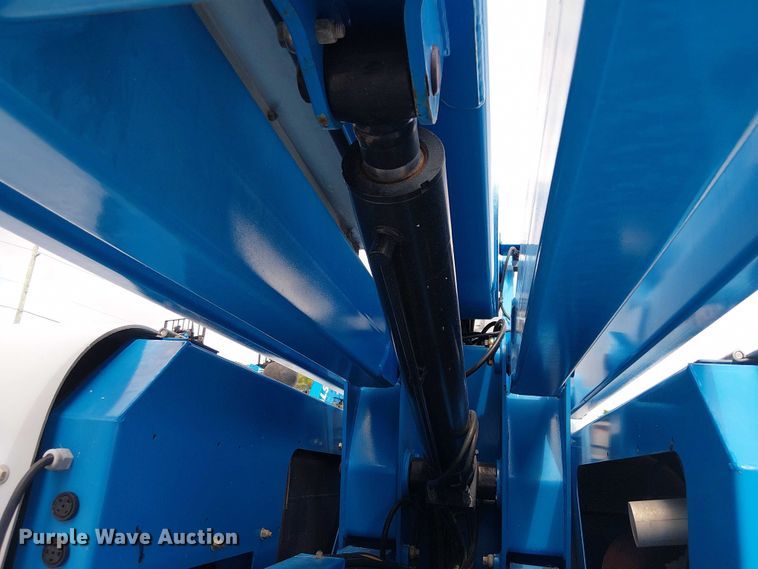 image for item EC3796 2014 Genie Z-60/34 boom lift