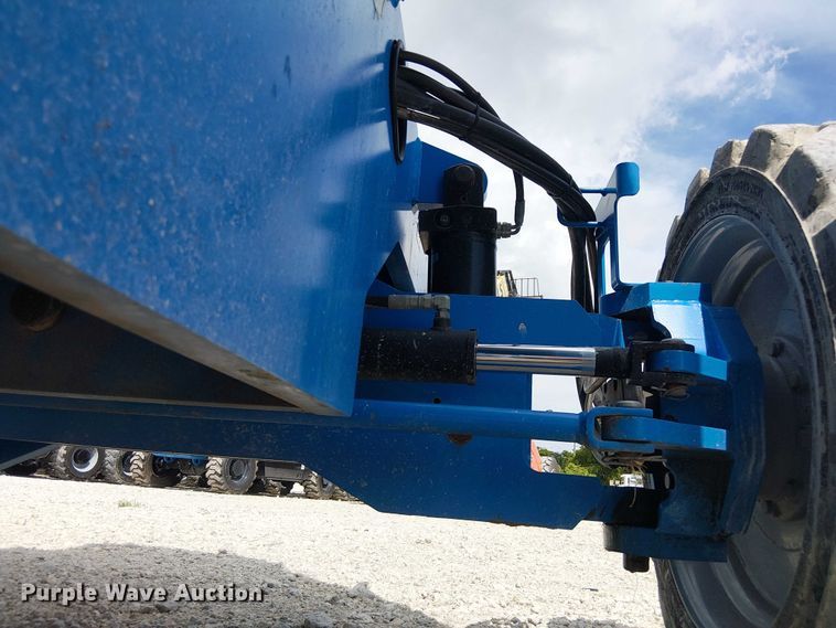 image for item EC3796 2014 Genie Z-60/34 boom lift