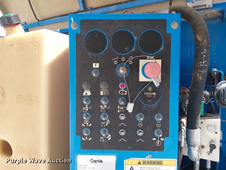 image for item EC3796 2014 Genie Z-60/34 boom lift