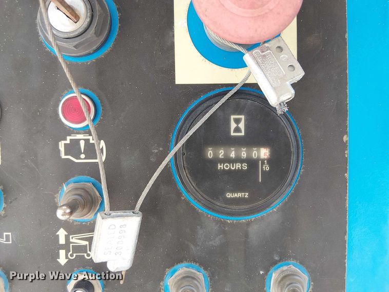 image for item EC3796 2014 Genie Z-60/34 boom lift