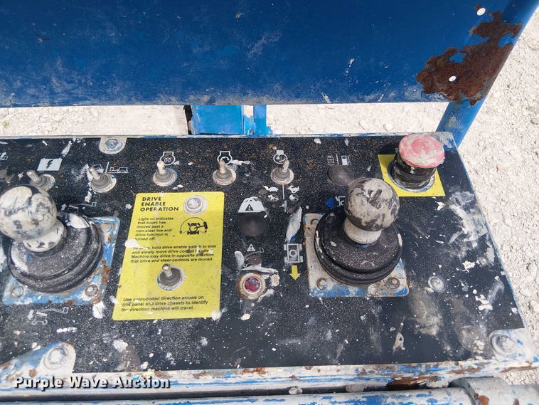 image for item EC3796 2014 Genie Z-60/34 boom lift