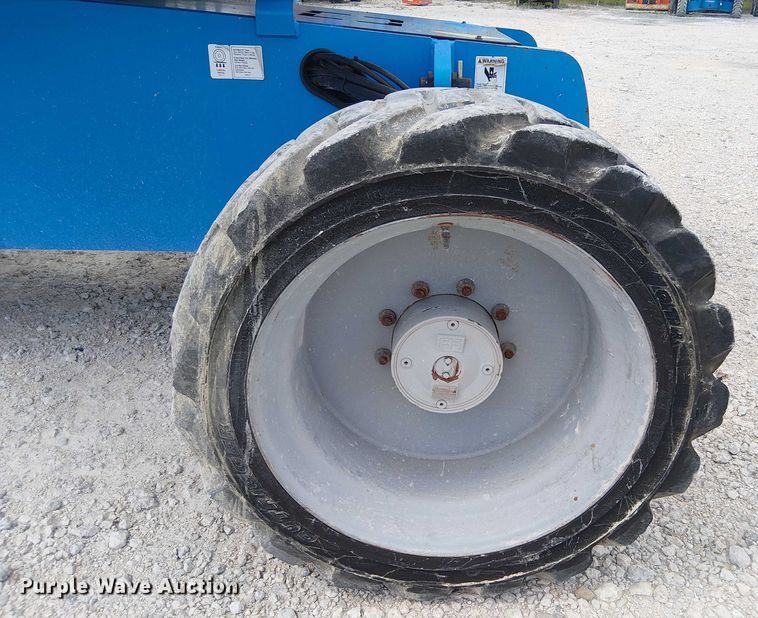 image for item EC3796 2014 Genie Z-60/34 boom lift