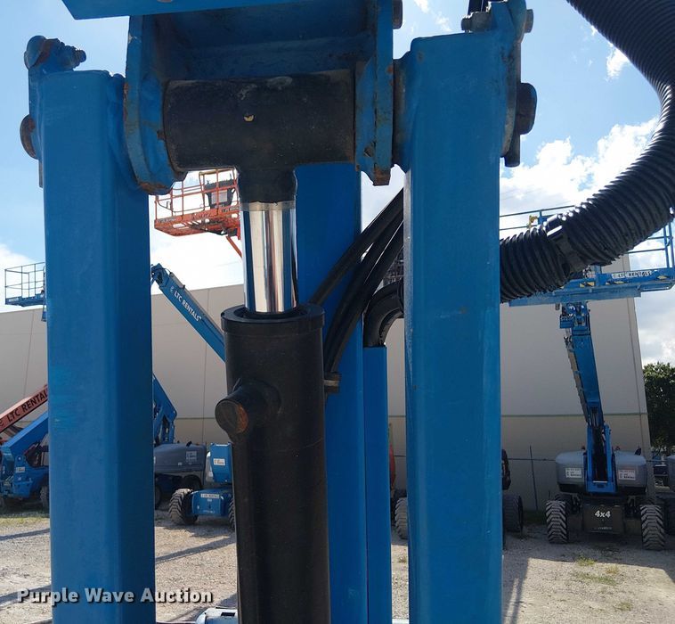 image for item EC3797 2014 Genie Z-60/34 boom lift