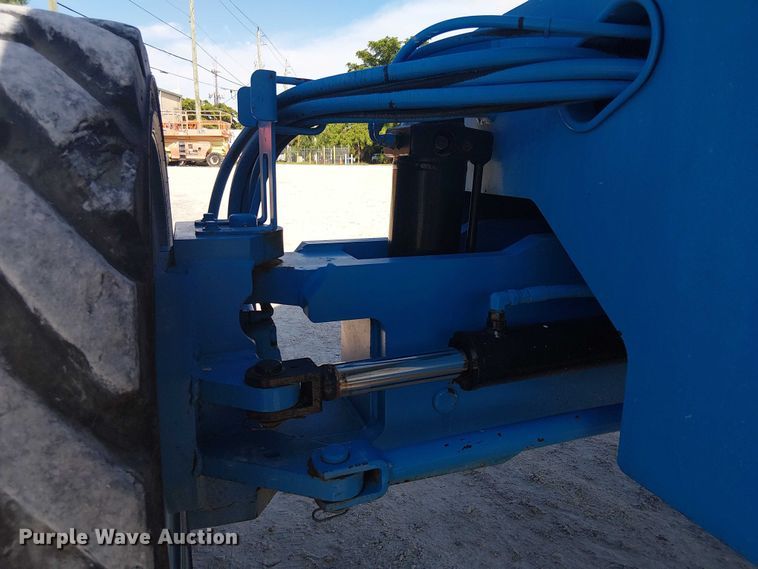 image for item EC3798 2013 Genie Z-60 boom lift