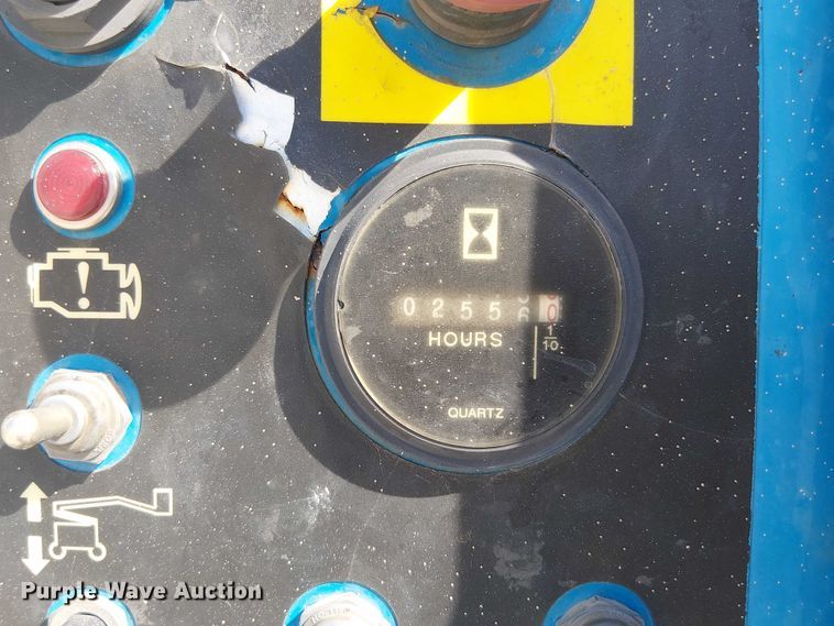 image for item EC3798 2013 Genie Z-60 boom lift