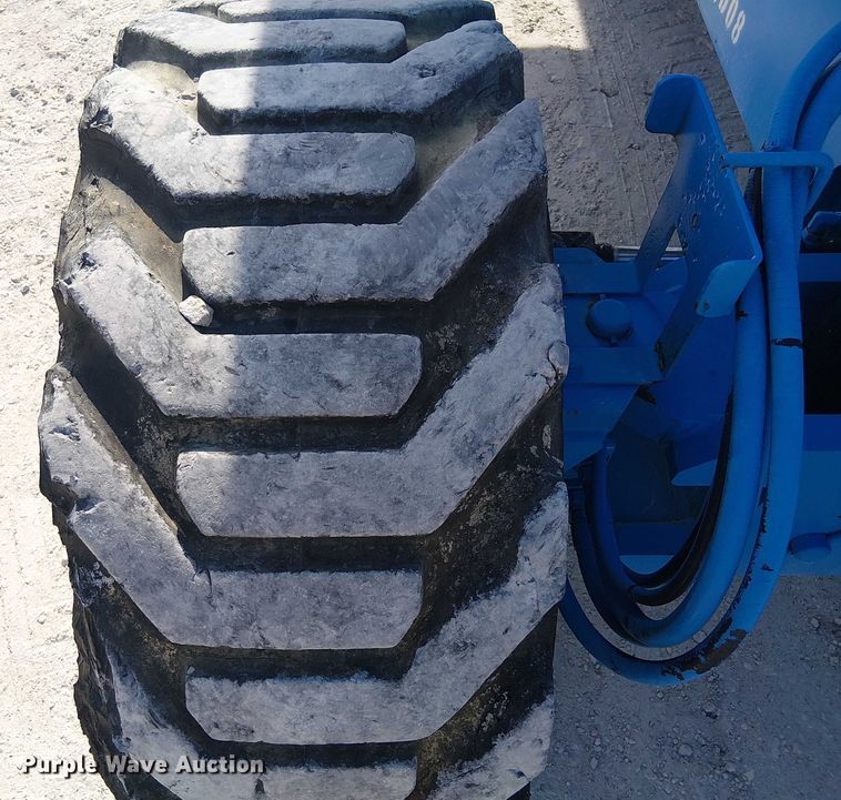 image for item EC3798 2013 Genie Z-60 boom lift