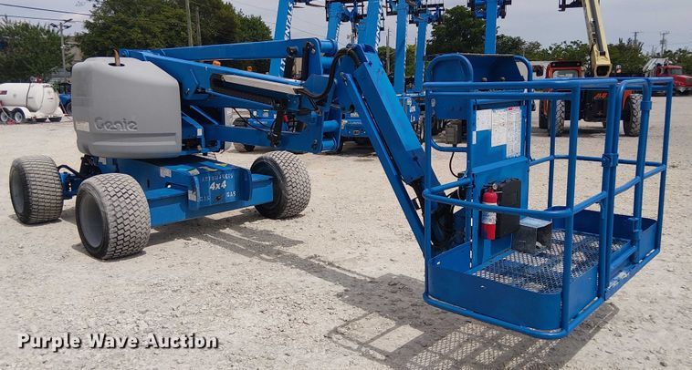 image for item EC3799 2013 Genie Z-45/25J boom lift